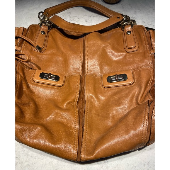 Vintage Tan coach purse - Picture 4 of 15